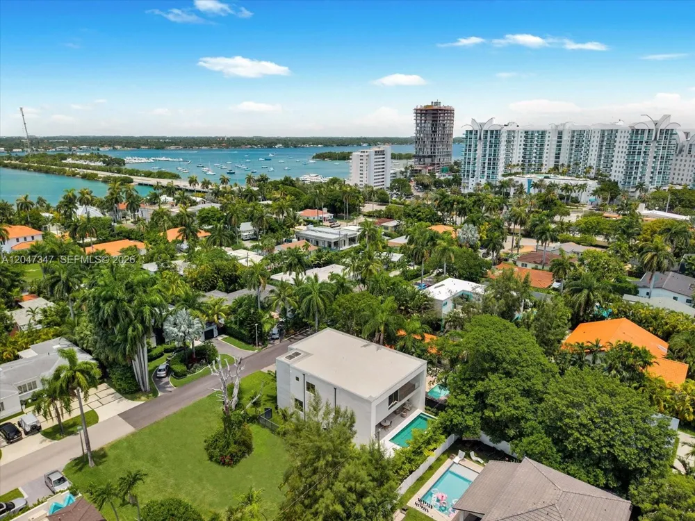 7701 Coquina Drive North Bay Village, FL 33141