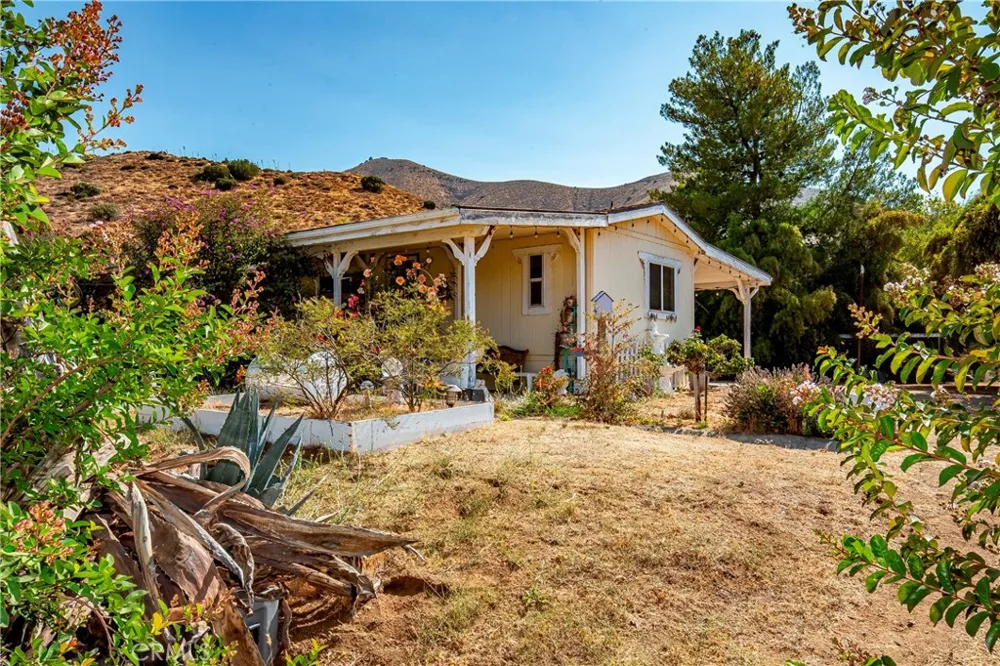 32117 42nd Street W Acton, CA 93510