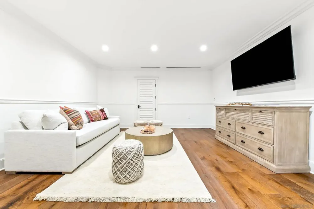 1245 Coast La Jolla, CA 92037