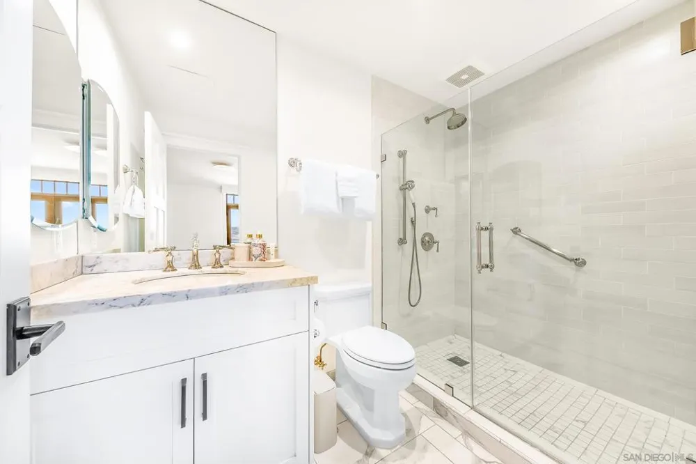 1245 Coast La Jolla, CA 92037