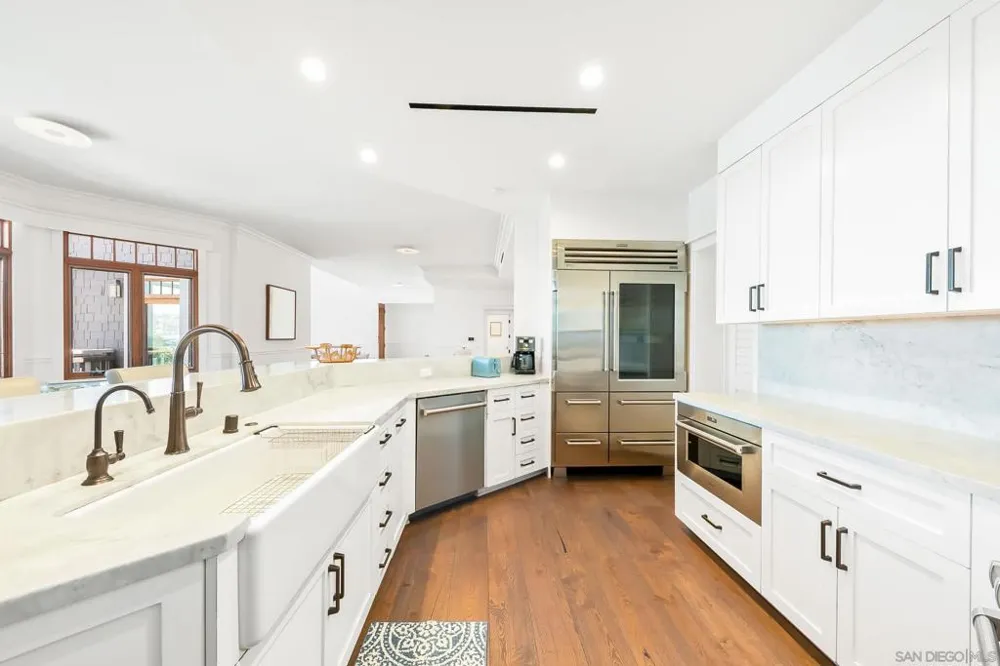 1245 Coast La Jolla, CA 92037