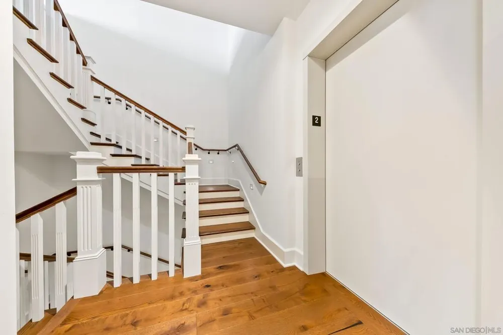 1245 Coast La Jolla, CA 92037