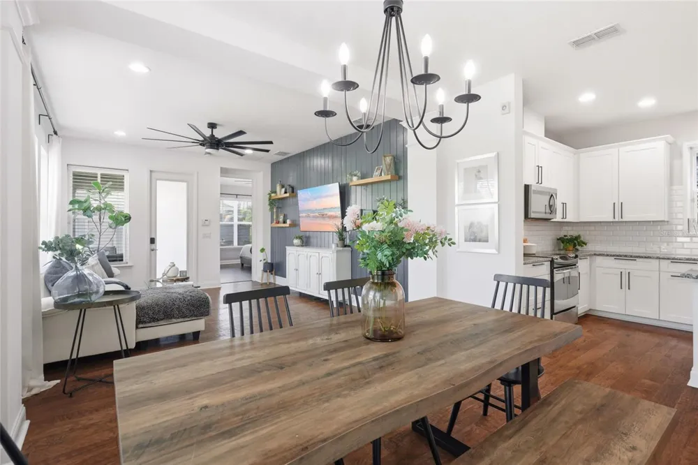8105 LAUREATE BOULEVARD Orlando, FL 32827