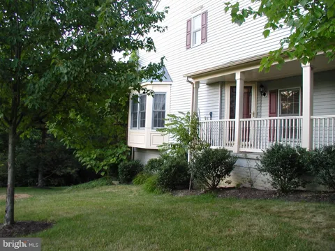 8686 MANAHAN DRIVE
