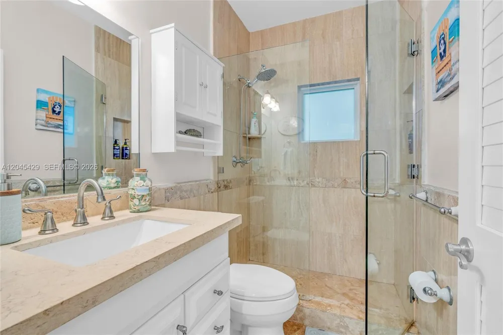 27 Blue Runner St Key Largo, FL 33037