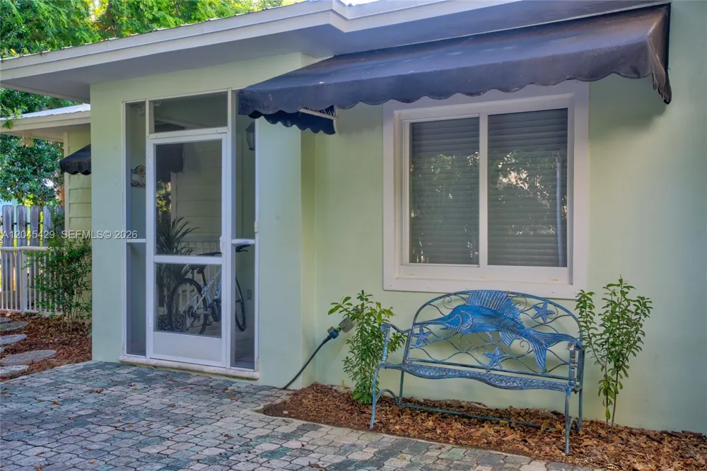 27 Blue Runner St Key Largo, FL 33037