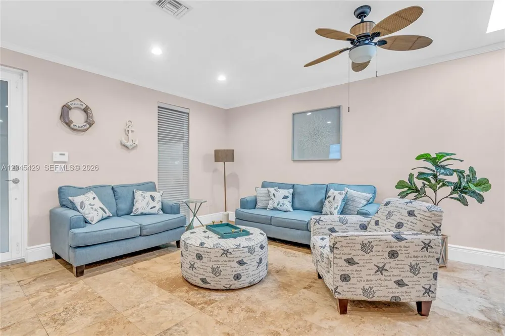 27 Blue Runner St Key Largo, FL 33037