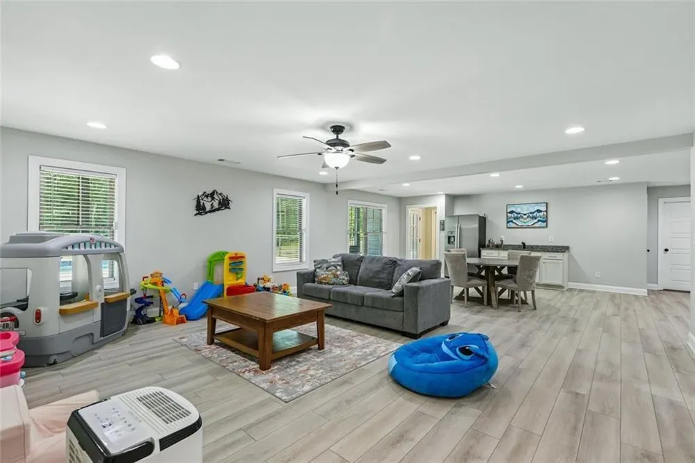 96 Grassy Springs Court Oxford, GA 30054