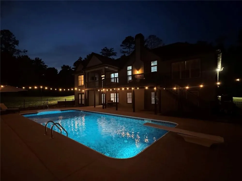 96 Grassy Springs Court Oxford, GA 30054
