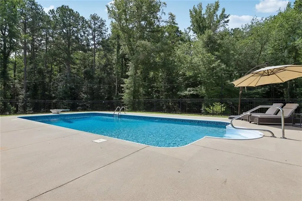 96 Grassy Springs Court Oxford, GA 30054