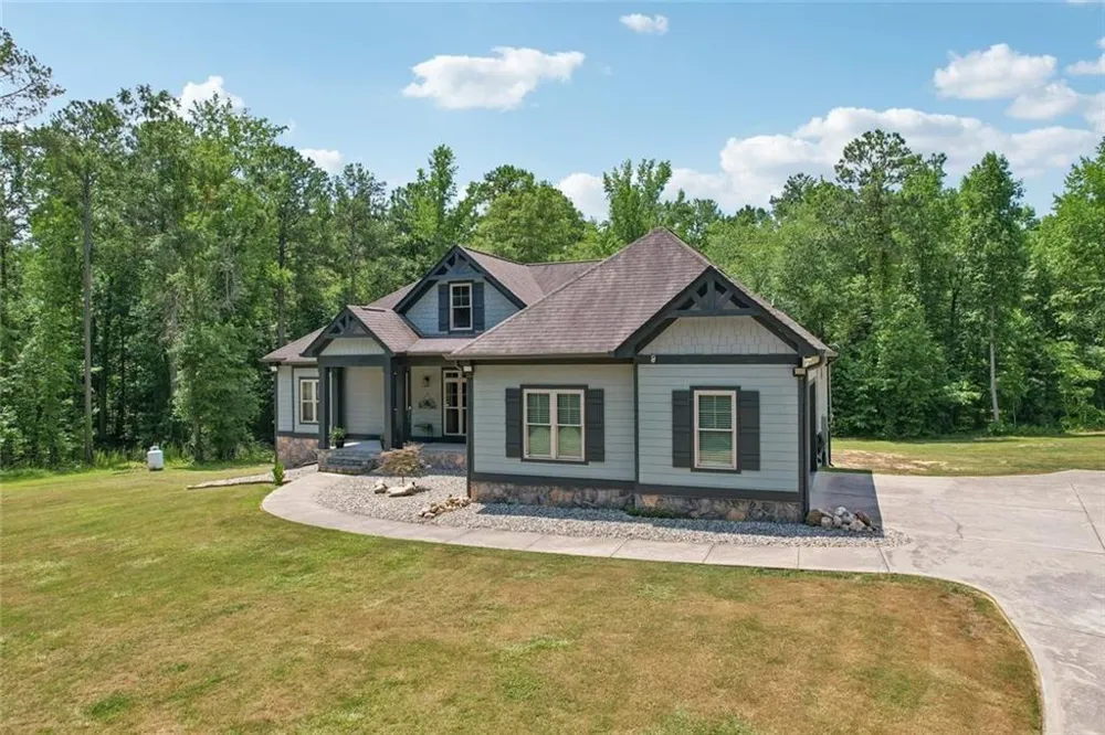 96 Grassy Springs Court Oxford, GA 30054