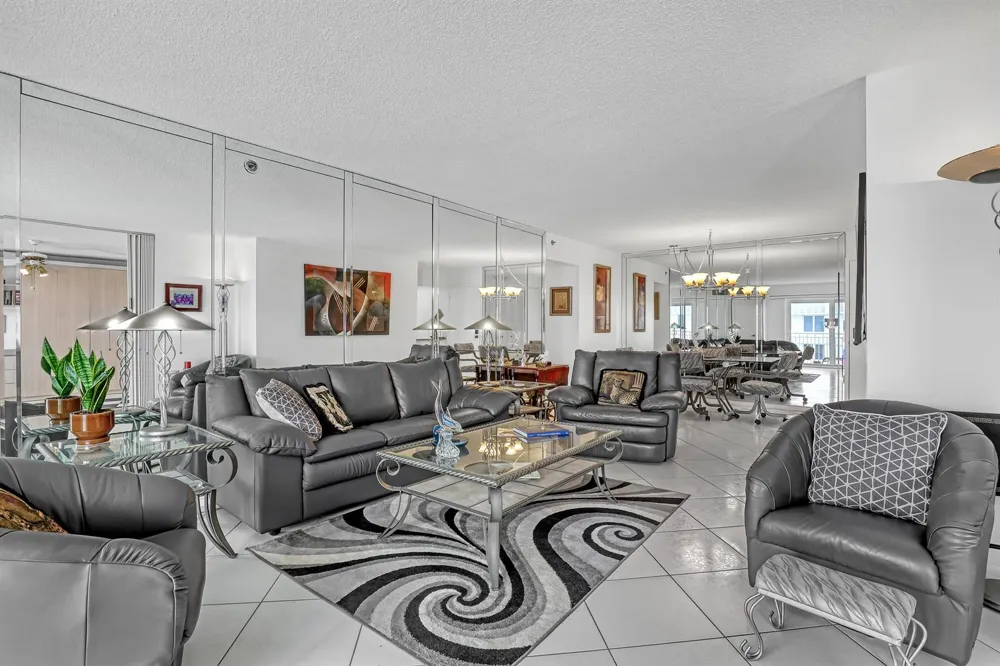3221 S Ocean Boulevard #1003 Highland Beach, FL 33487