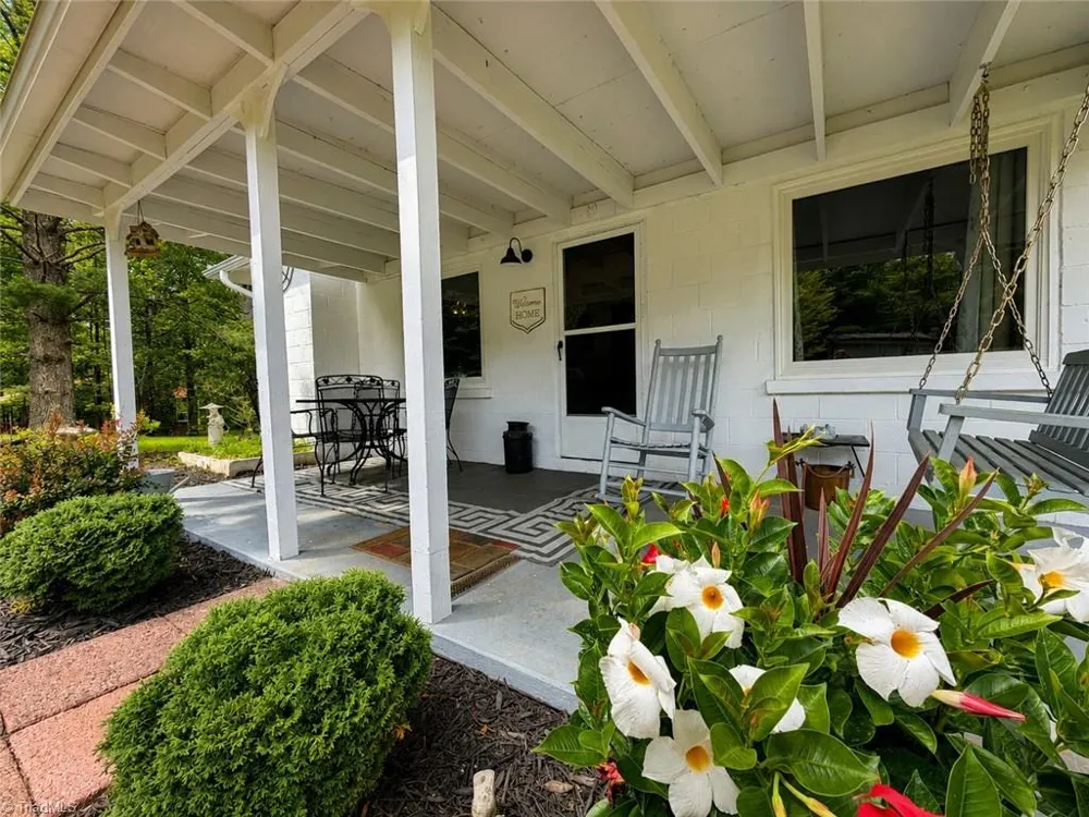 54 WagonWheel Way Sparta, NC 28675