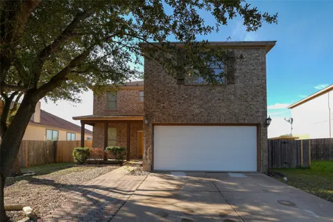 5520 Alomar Cove