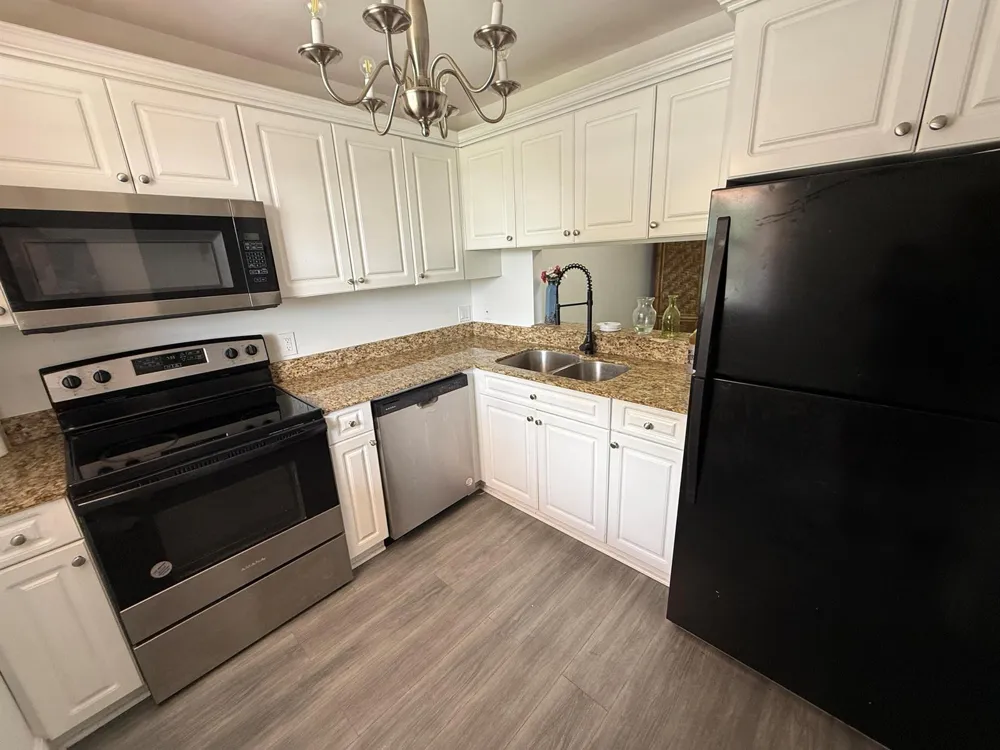 12009 Poinciana Boulevard #207 Royal Palm Beach, FL 33411