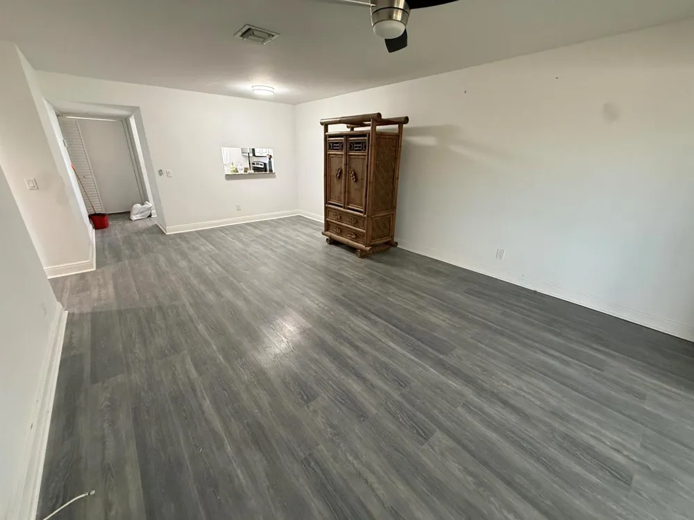 12009 Poinciana Boulevard #207 Royal Palm Beach, FL 33411