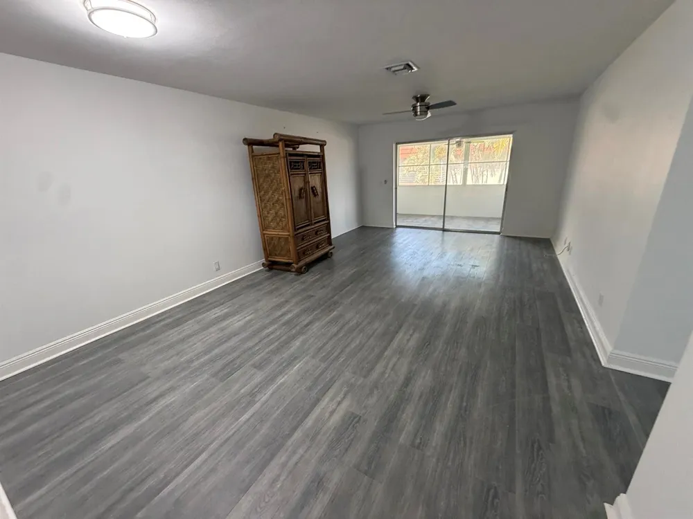 12009 Poinciana Boulevard #207 Royal Palm Beach, FL 33411
