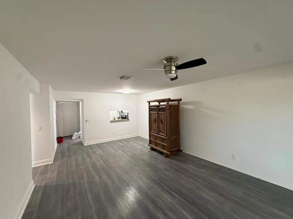 12009 Poinciana Boulevard #207 Royal Palm Beach, FL 33411