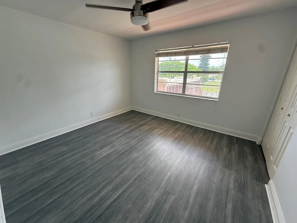 12009 Poinciana Boulevard #207 Royal Palm Beach, FL 33411