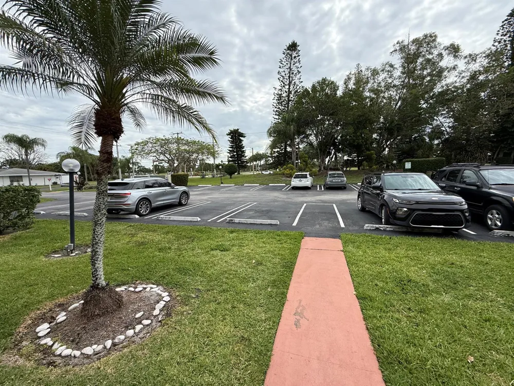 12009 Poinciana Boulevard #207 Royal Palm Beach, FL 33411