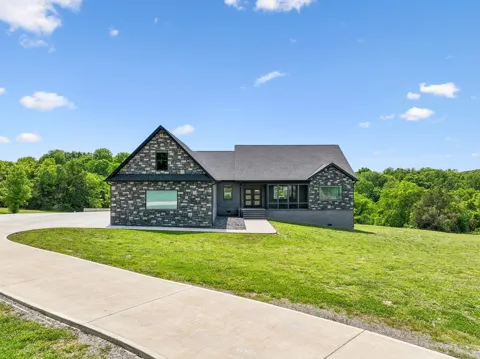 2064 Roberts Rd
