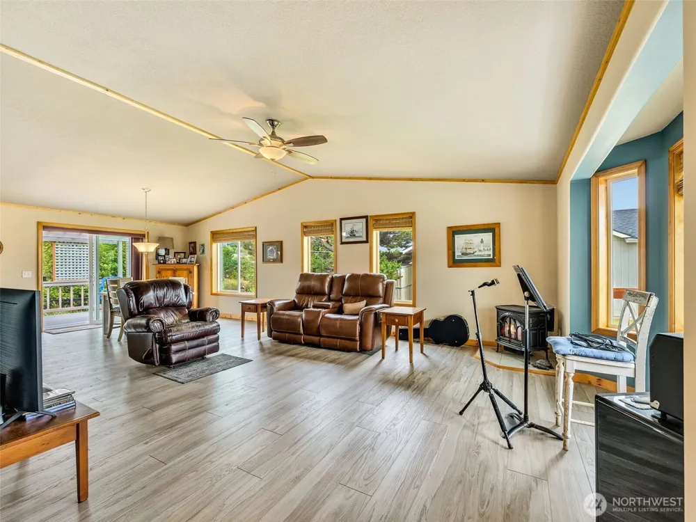 30406 H STREET Ocean Park, WA 98640