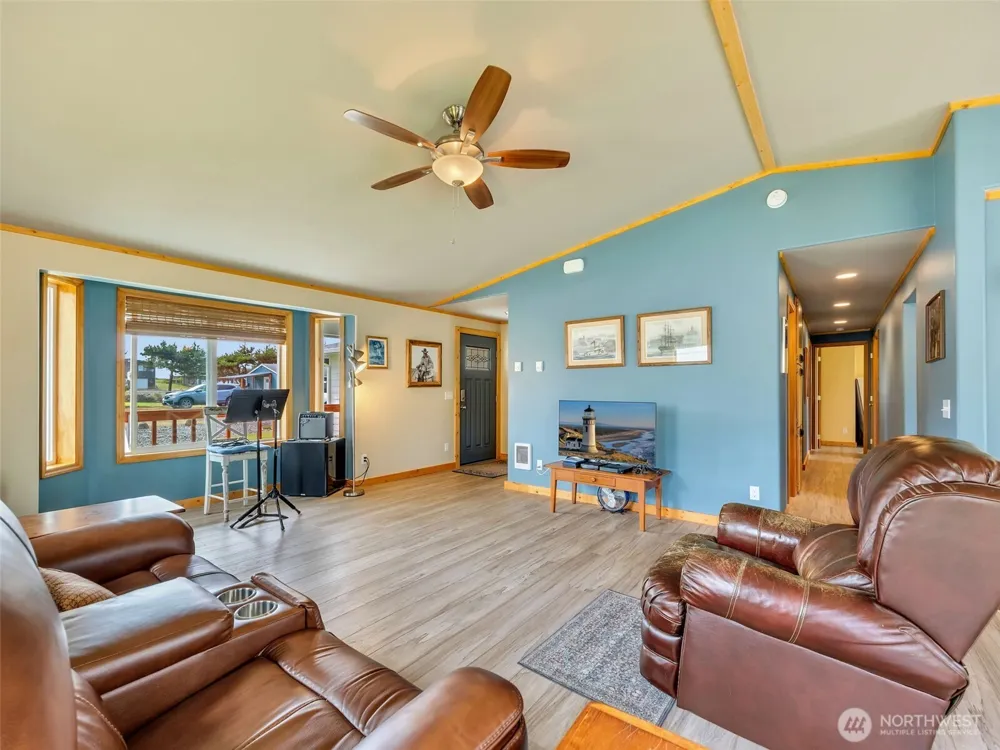 30406 H STREET Ocean Park, WA 98640