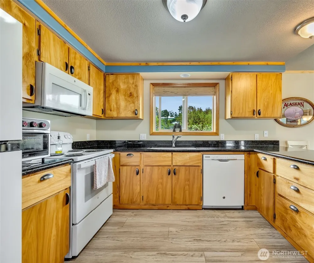 30406 H STREET Ocean Park, WA 98640