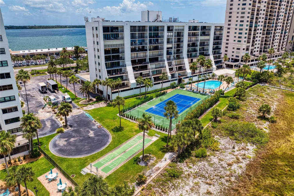 1250 GULF BOULEVARD #302 Clearwater Beach, FL 33767