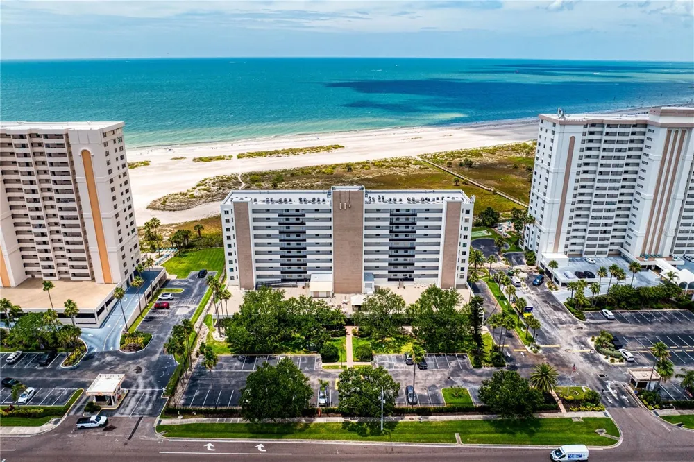 1250 GULF BOULEVARD #302 Clearwater Beach, FL 33767