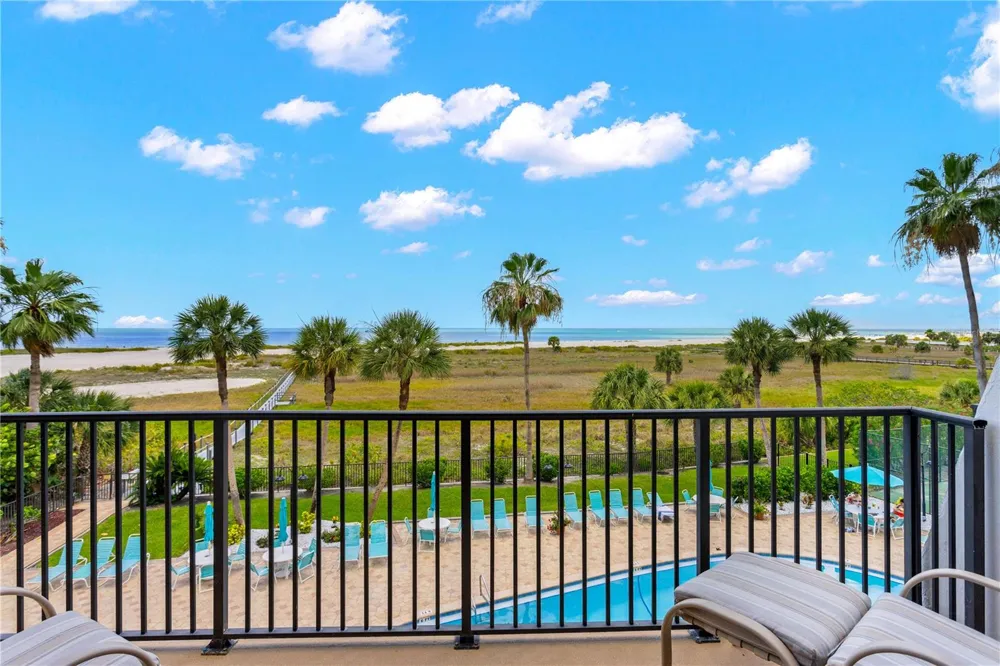 1250 GULF BOULEVARD #302 Clearwater Beach, FL 33767