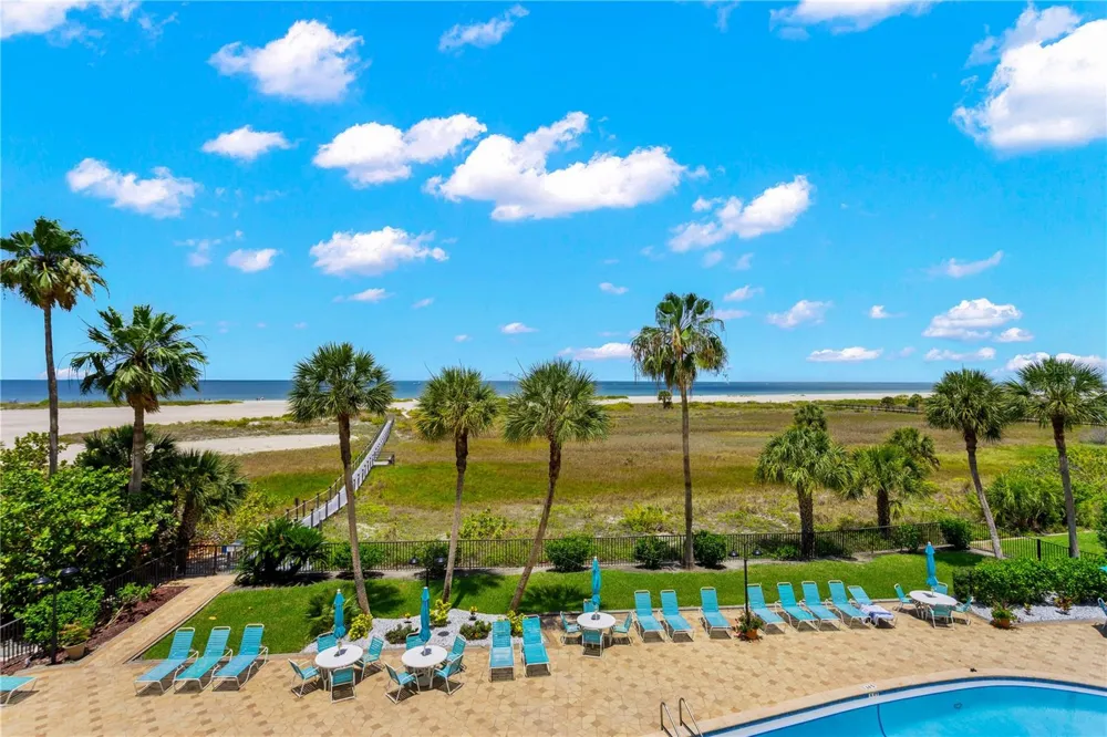 1250 GULF BOULEVARD #302 Clearwater Beach, FL 33767