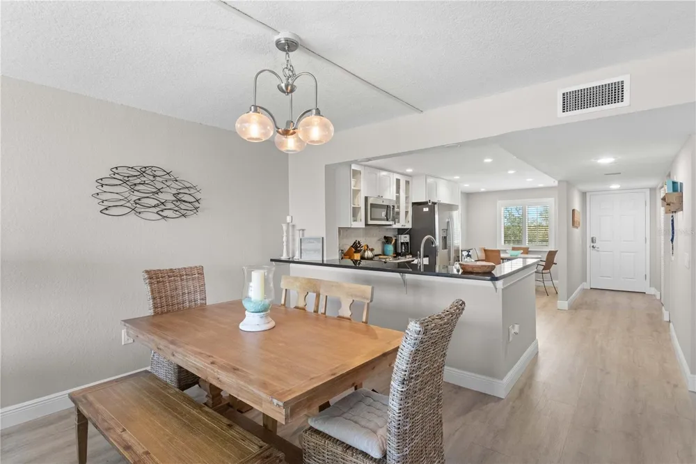 1250 GULF BOULEVARD #302 Clearwater Beach, FL 33767