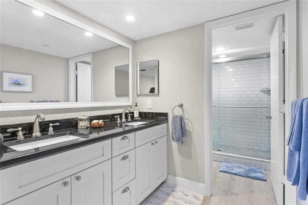 1250 GULF BOULEVARD #302 Clearwater Beach, FL 33767