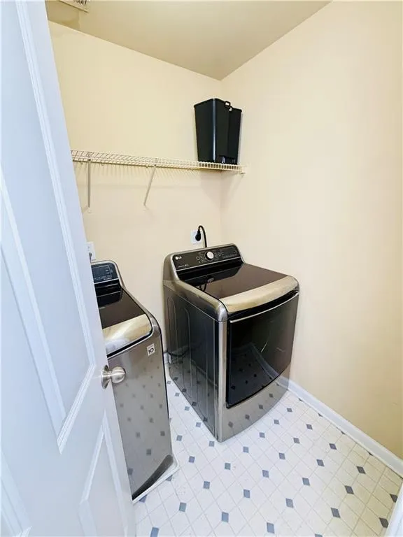 2366 Harshaw Avenue Lawrenceville, GA 30043