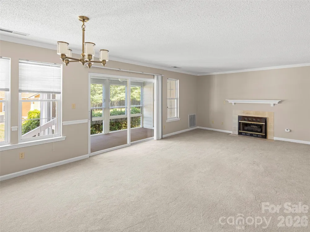 1301 Hyde Park Drive Asheville, NC 28806