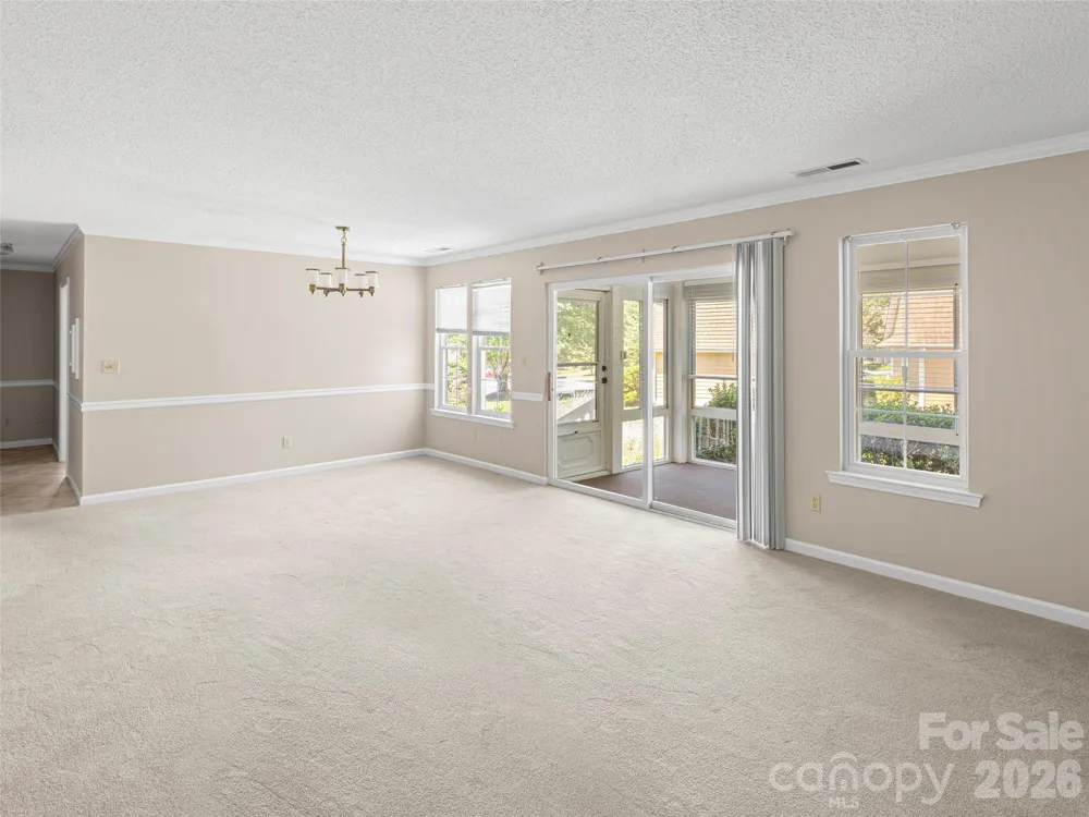 1301 Hyde Park Drive Asheville, NC 28806