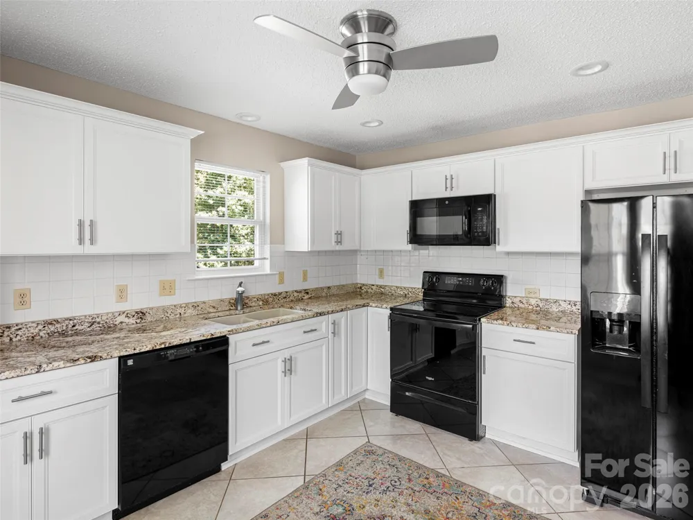 1301 Hyde Park Drive Asheville, NC 28806