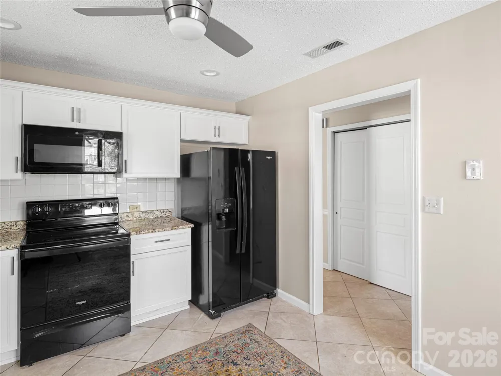 1301 Hyde Park Drive Asheville, NC 28806