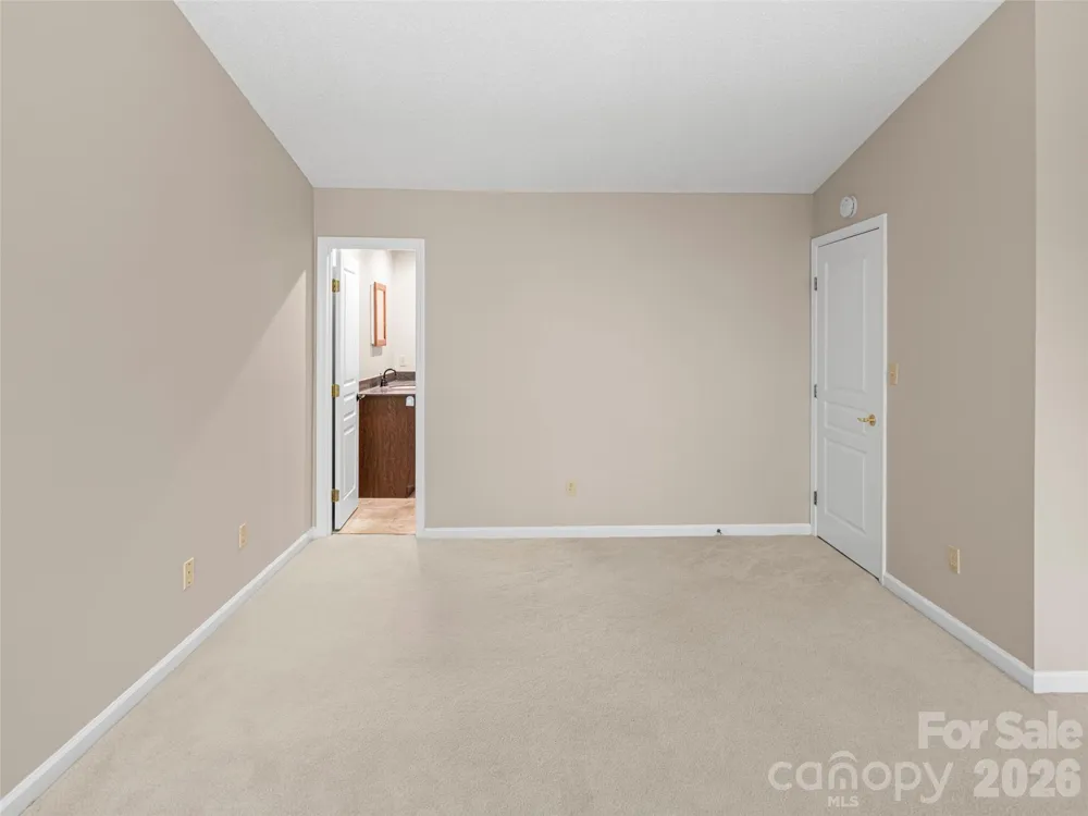1301 Hyde Park Drive Asheville, NC 28806