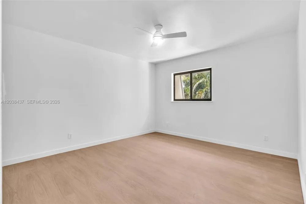 1924 NE 26th St #4 Wilton Manors, FL 33305