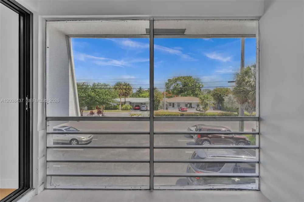 1924 NE 26th St #4 Wilton Manors, FL 33305
