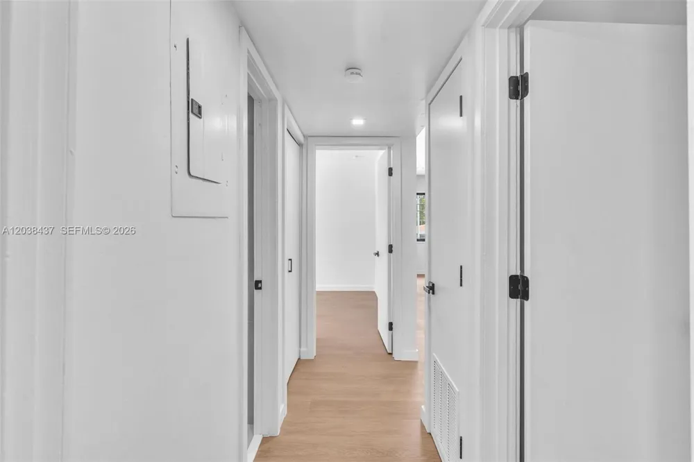 1924 NE 26th St #4 Wilton Manors, FL 33305
