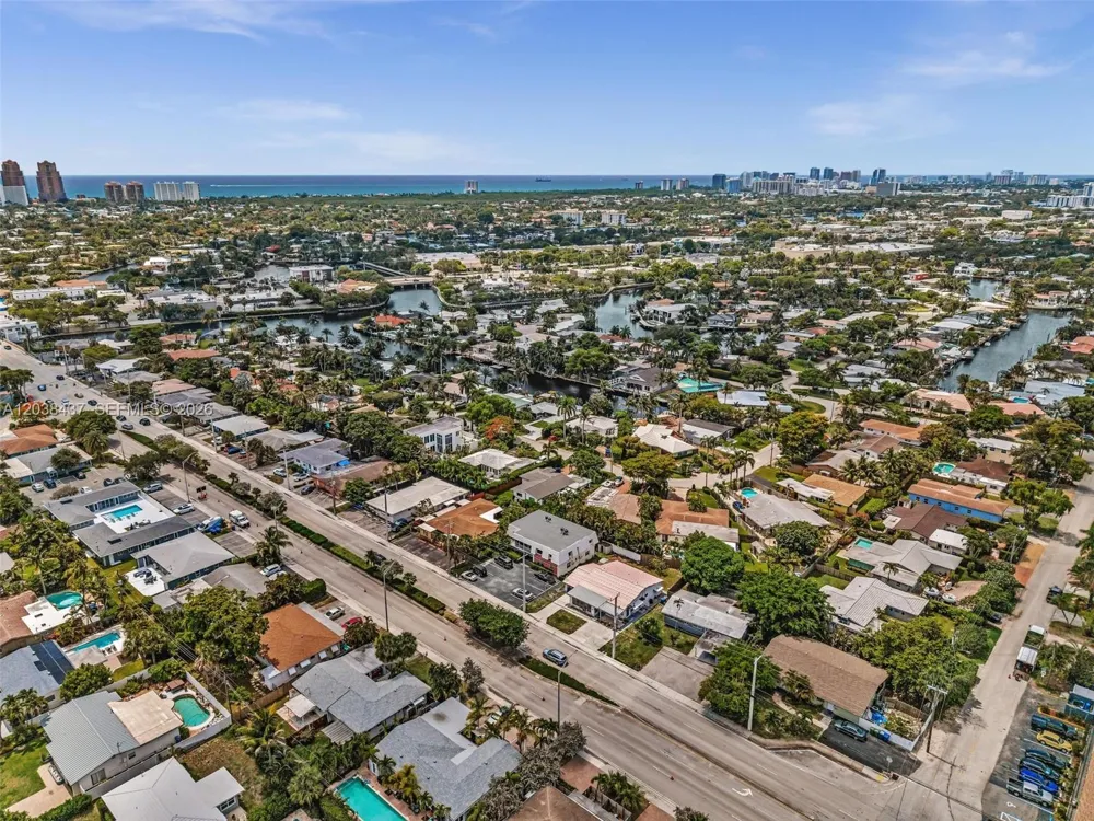 1924 NE 26th St #4 Wilton Manors, FL 33305