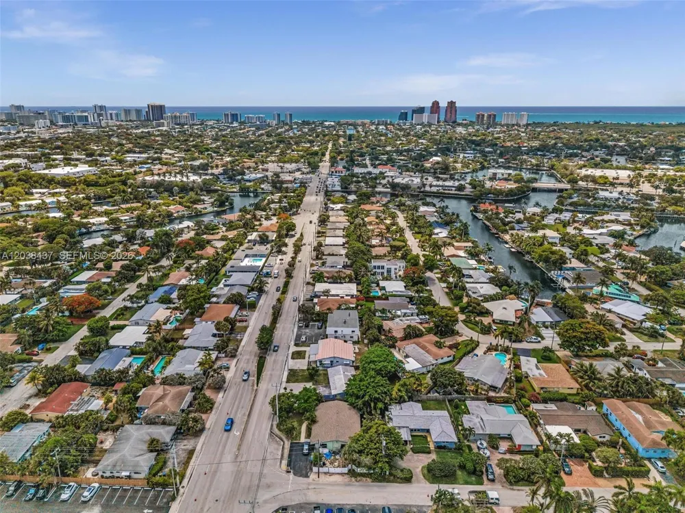 1924 NE 26th St #4 Wilton Manors, FL 33305