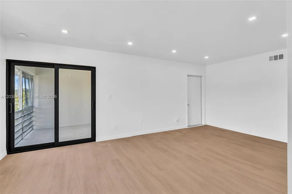 1924 NE 26th St #4 Wilton Manors, FL 33305