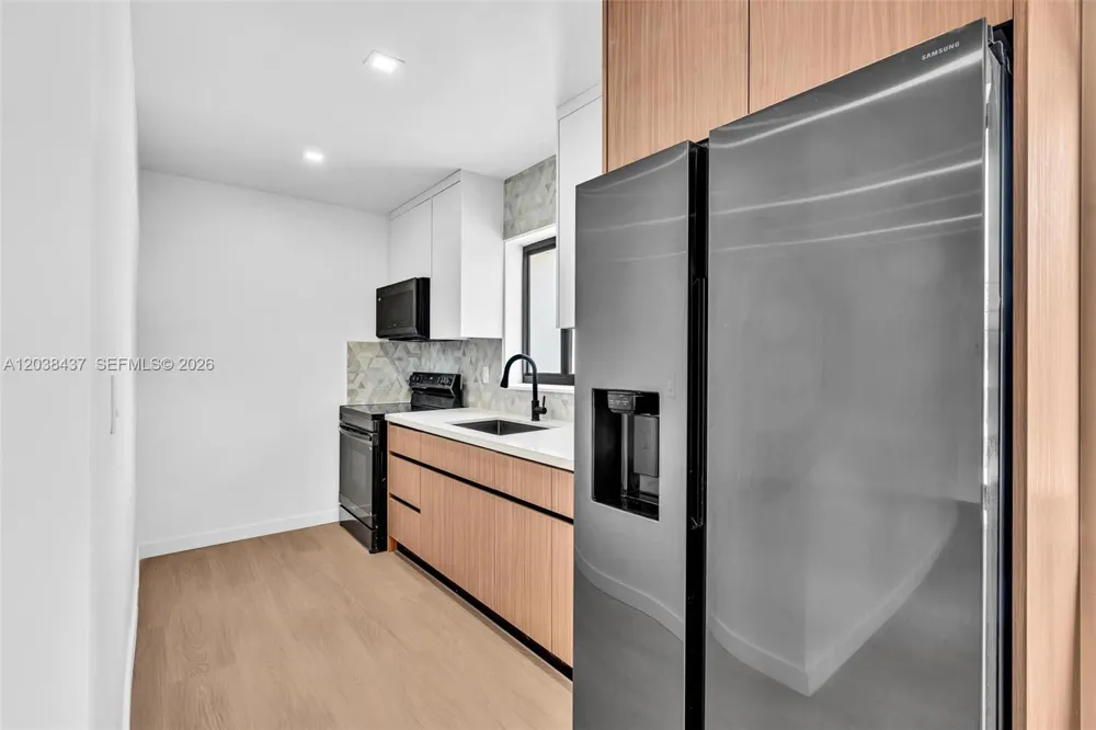 1924 NE 26th St #4 Wilton Manors, FL 33305