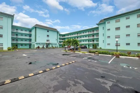 4141 NW 44th Avenue #116