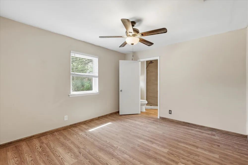 6609 Emily Drive Watauga, TX 76148