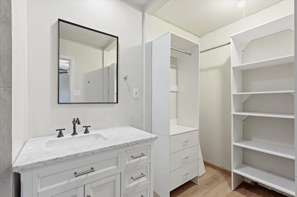 6609 Emily Drive Watauga, TX 76148